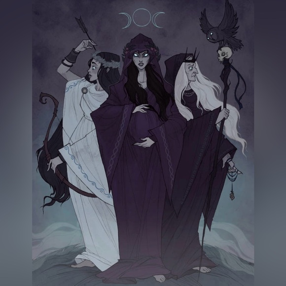 “Maiden, Mother, Crone” Hecate Triple Moon Greek Goddess Magic Cameo Necklace - Picture 3 of 13